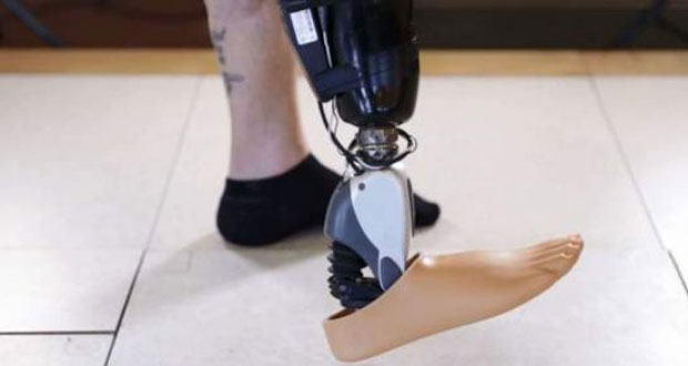 ساخت پای مصنوعی مکانیکی که توسط مغز انسان کنترل می شود