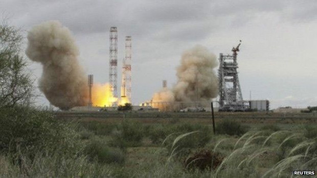 موشک روسی حامل ماهواره ارتباطی مکزیک دقایقی پس از پرتاب در سیبری سقوط کرد 1
