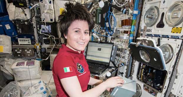 Internet-in-space