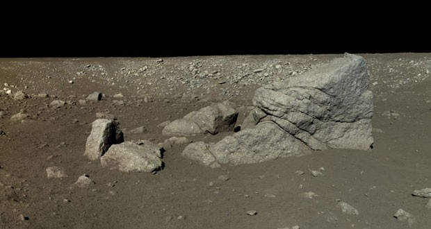 عکس های با کیفت و رنگی ماه نورد چینی Chang’e 3 از سطح ماه 1