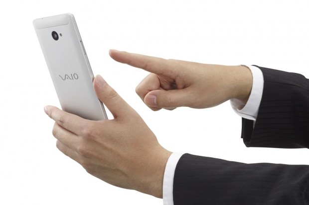 VAIO و گوشی جدید مبتنی بر ویندوز فون ۲
