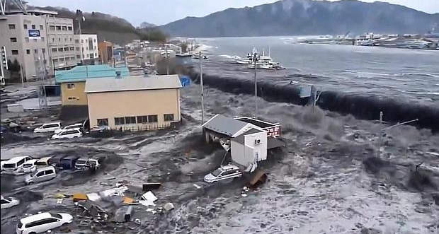 هشدار به مناطق ساحلی ژاپن: تسونامی دیگری در راه است