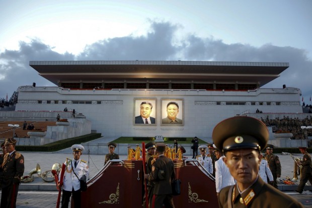 تصاویری جالب و عجیب از بناهای عظیم کره شمالی