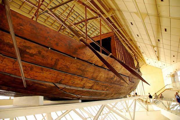 قایق خورشیدی باستانی در مصر